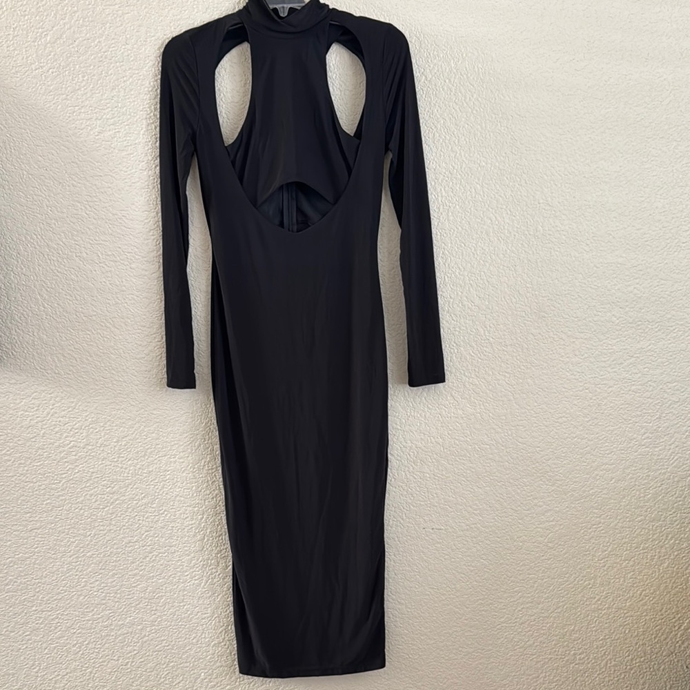 Forever 21 Black Long Sleeve Cut-Out Dress